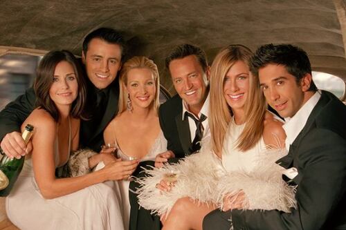 Jennifer Aniston y el resto del cast de ‘Friends’ rompe el silencio por la muerte de Matthew Perry: “Estamos devastados”