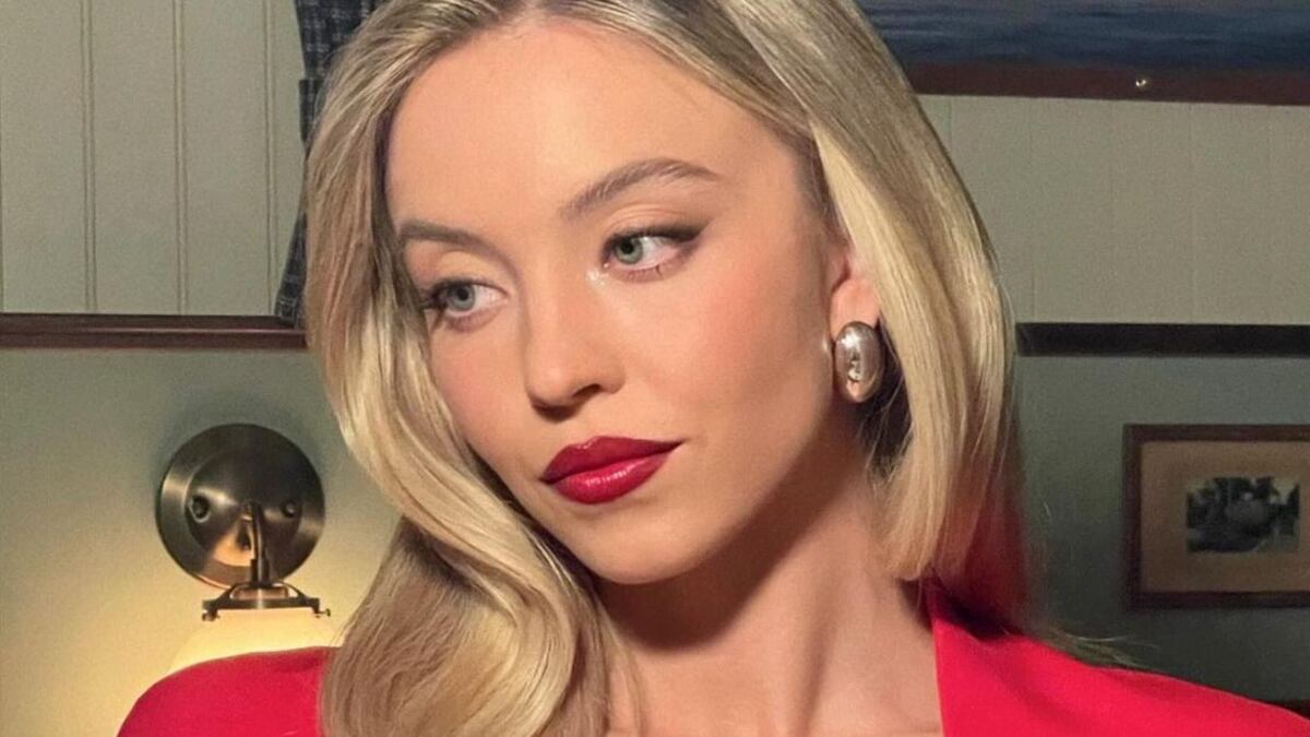 Sydney Sweeney es una de las celebridades con mayor espíritu festivo