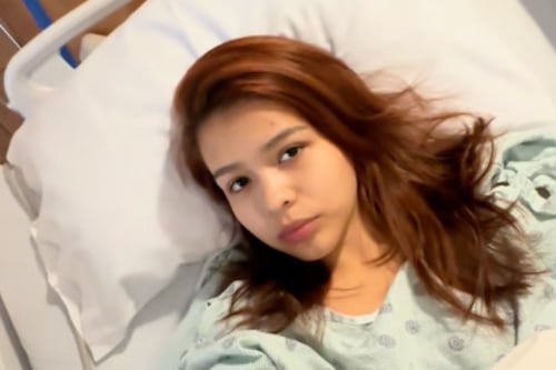 Joven descubrió que tenía cáncer tras confundir los síntomas con problemas digestivos