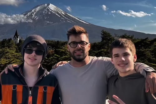 “La humanidad apesta”: hijo de Ricky Martin muestra ‘atrevido’ video y la reacción de los haters indigna