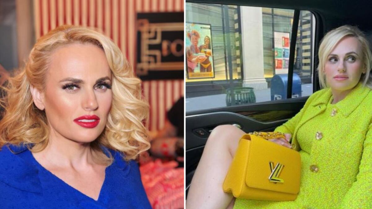 Rebel Wilson presume su nueva figura en traje de baño.