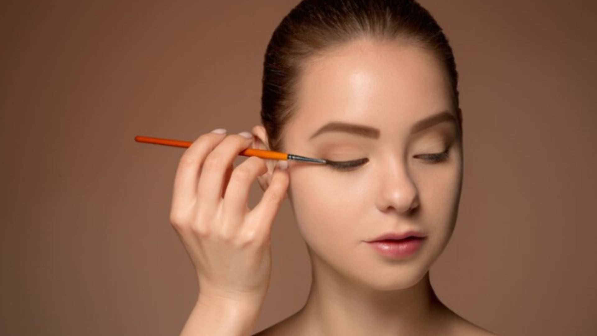 3 delineados de ojos en tendencia para rejuvenecer la mirada