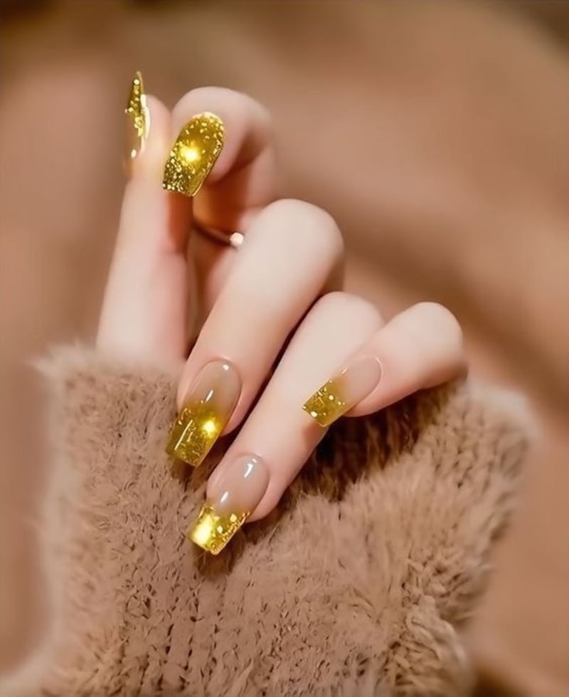 ¿Qué son las syrup nails, la nueva tendencia de manicura que arrasa en 2026?