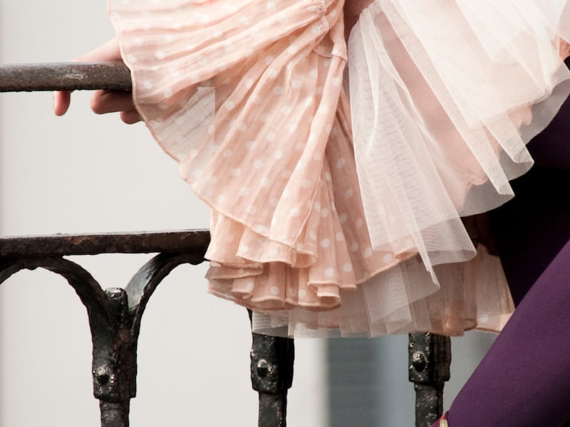 Los leggings están de vuelta: así se usarán con bailarinas para un look delicado y cómodo