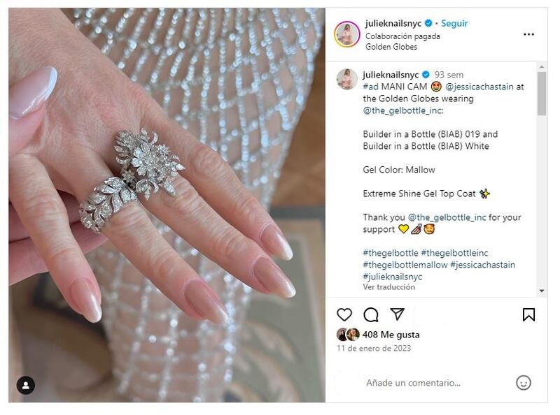 Las 'frosted nails' son elegantes, atemporales y muy invernales