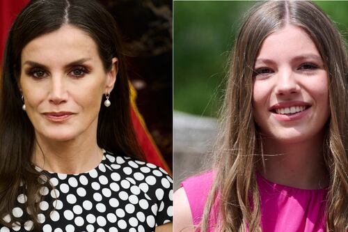 “Le tiene celos”: captan supuesto desaire de la reina Letizia a la infanta Sofía y causa indignación por “intentar opacarla”