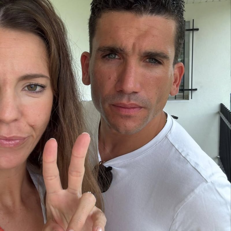 Jaime Lorente y su esposa Marta Goenaga