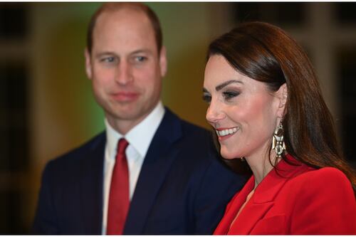 Revelan cómo el príncipe William hizo llorar a Kate Middleton durante su primera Navidad juntos