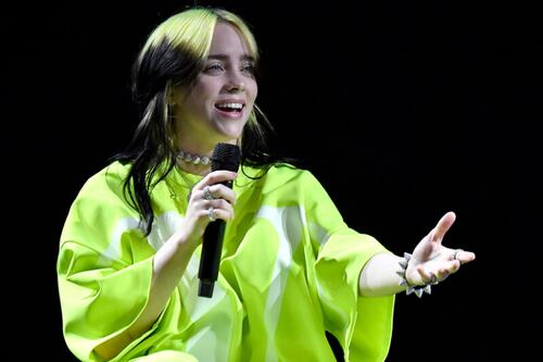 Así se escucharía Rosa Pastel en voz de Billie Eilish gracias a IA