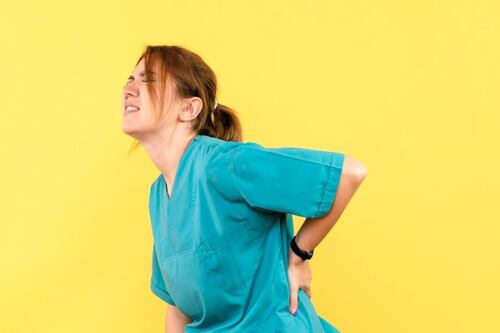 Un paso hacia el bienestar: La OMS publica el primer manual para combatir la lumbalgia