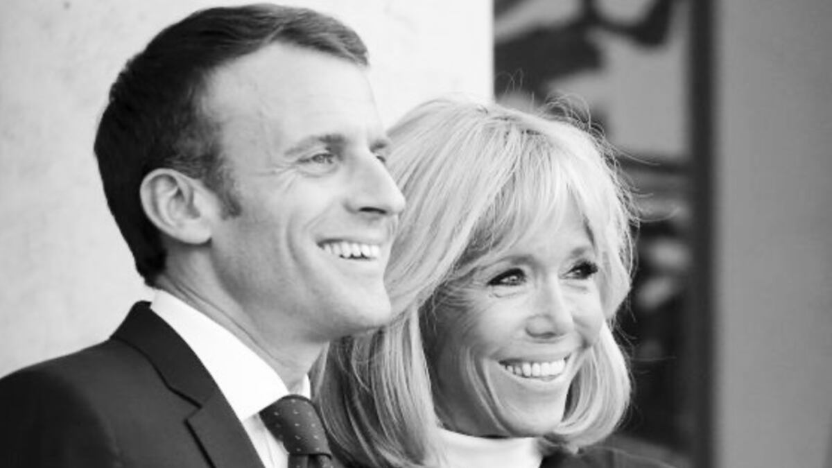 Este ‘desplante’ de Brigitte Macron reavivó rumores de crisis.