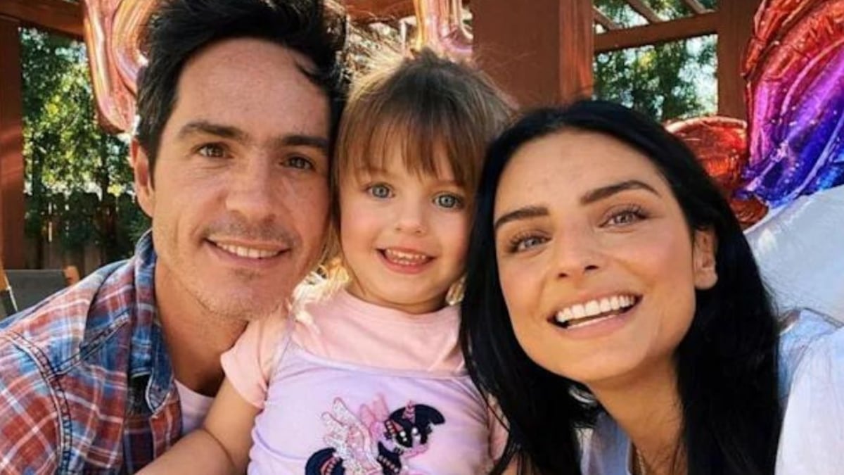 Aislinn Derbez y Mauricio Ochmann hija