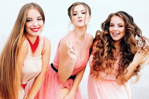 ¿Qué es el signo Venus? Esta es la técnica para vestir radiante y glamurosa: así lo puedes conocer