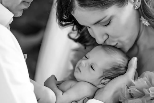 La chef Caro Sánchez celebra el primer mes de vida de su hija Alaia y conmueve a sus seguidores