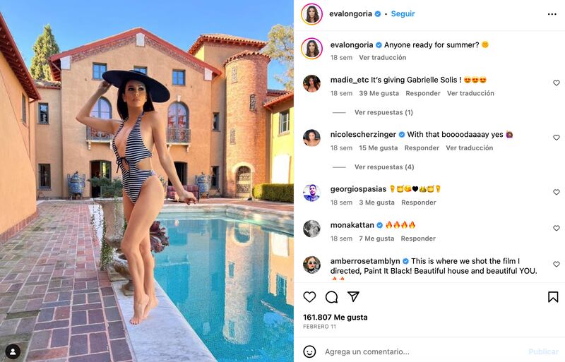 Eva Longoria con traje de baño completo para estilizar la figura