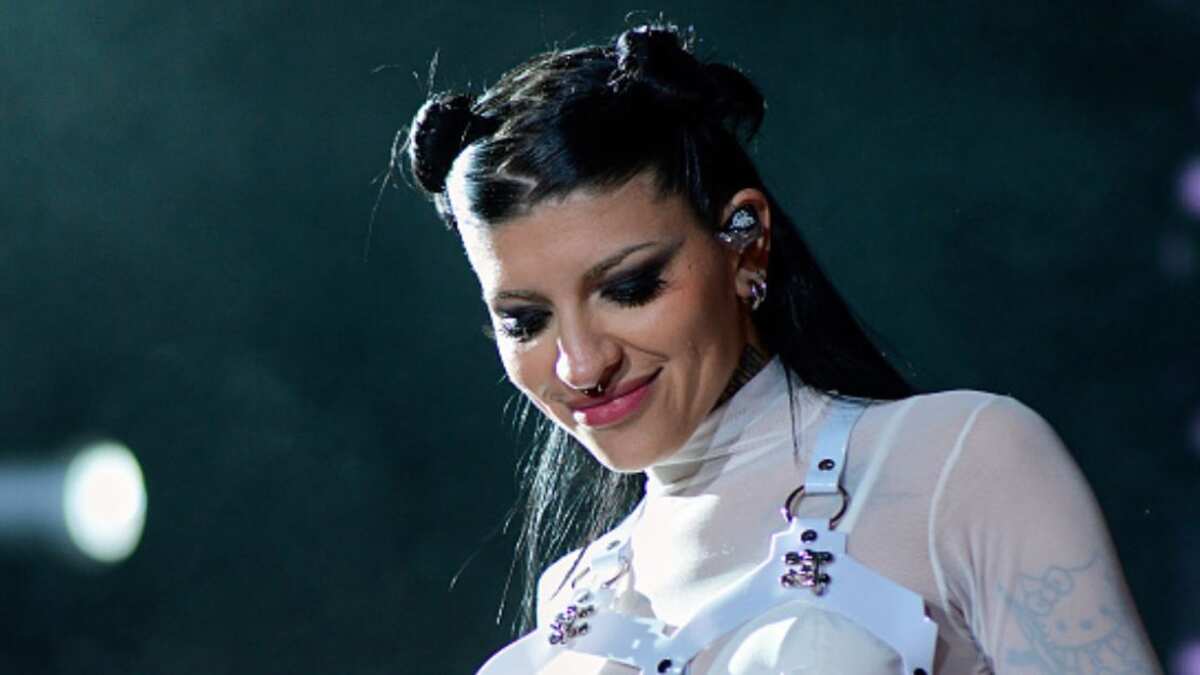 "Natural y sin esponjas": filtran video de sensual baile de Cazzu y en redes quedan con la boca abierta