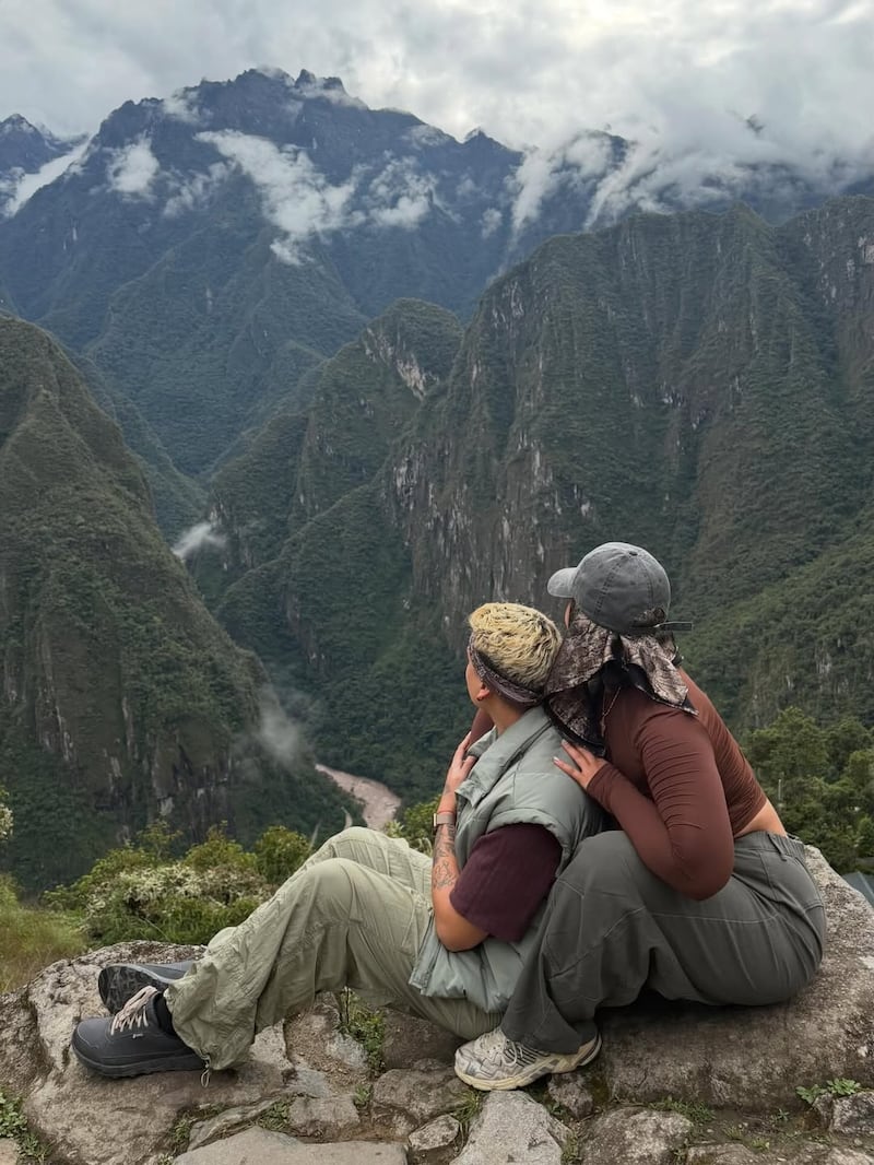 Laura Salazar y Romina Salazar