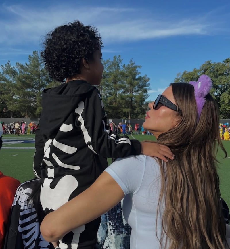 Khloé Kardashian y su hijo Tatum