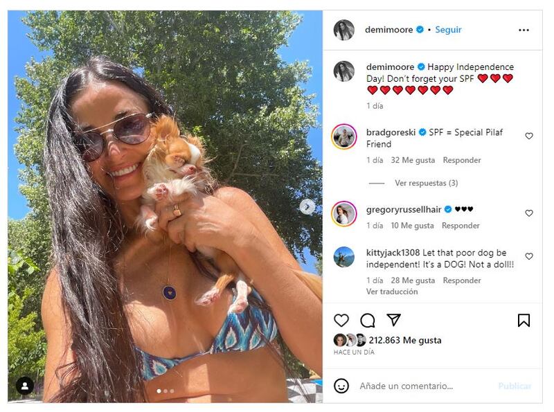 Demi Moore pasó el 4 de julio con su perro junto al lago de su casa