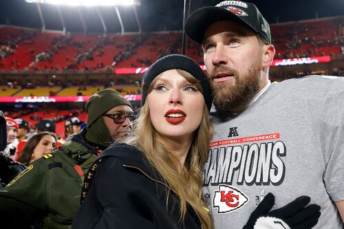 ¿Indirecta a Taylor Swift? Así habría reaccionado la ex de Travis Kelce a su compromiso