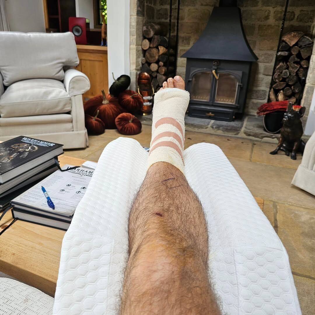 Instagram: @henrycavill