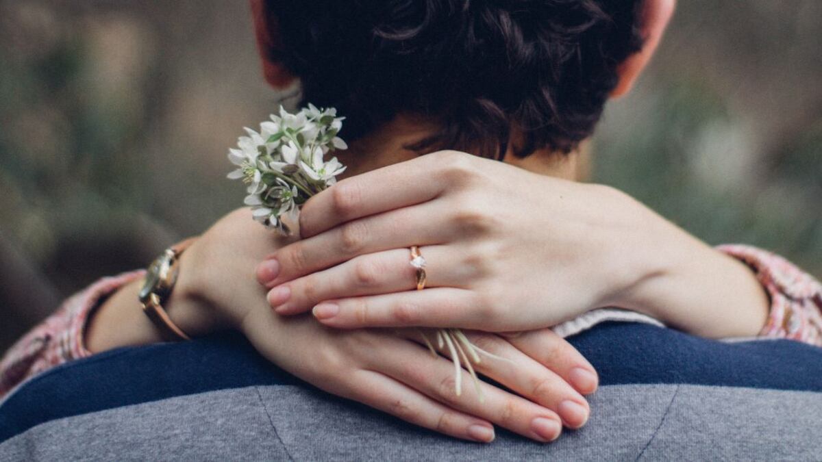 Las razones por las que es mejor ‘mantener en privado’ las virtudes de tu pareja.