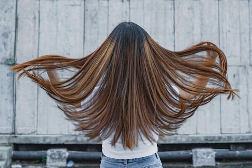 Ya no se lleva el balayage: así es el ‘expensive honey’ que dominará el resto del año.