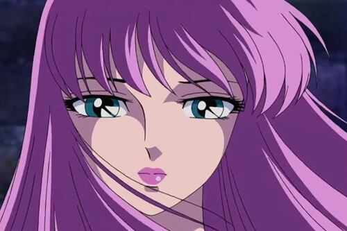 No necesitamos la IA: modelo argentina hace imponente cosplay de la Princesa Saori de los Caballeros del Zodiaco