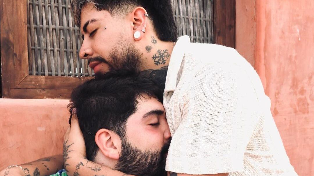 Hace poco se confirmó el noviazgo de JuanDa con Crimson y sus seguidores quedaron enamorados por las dedicatorias entre ambos.