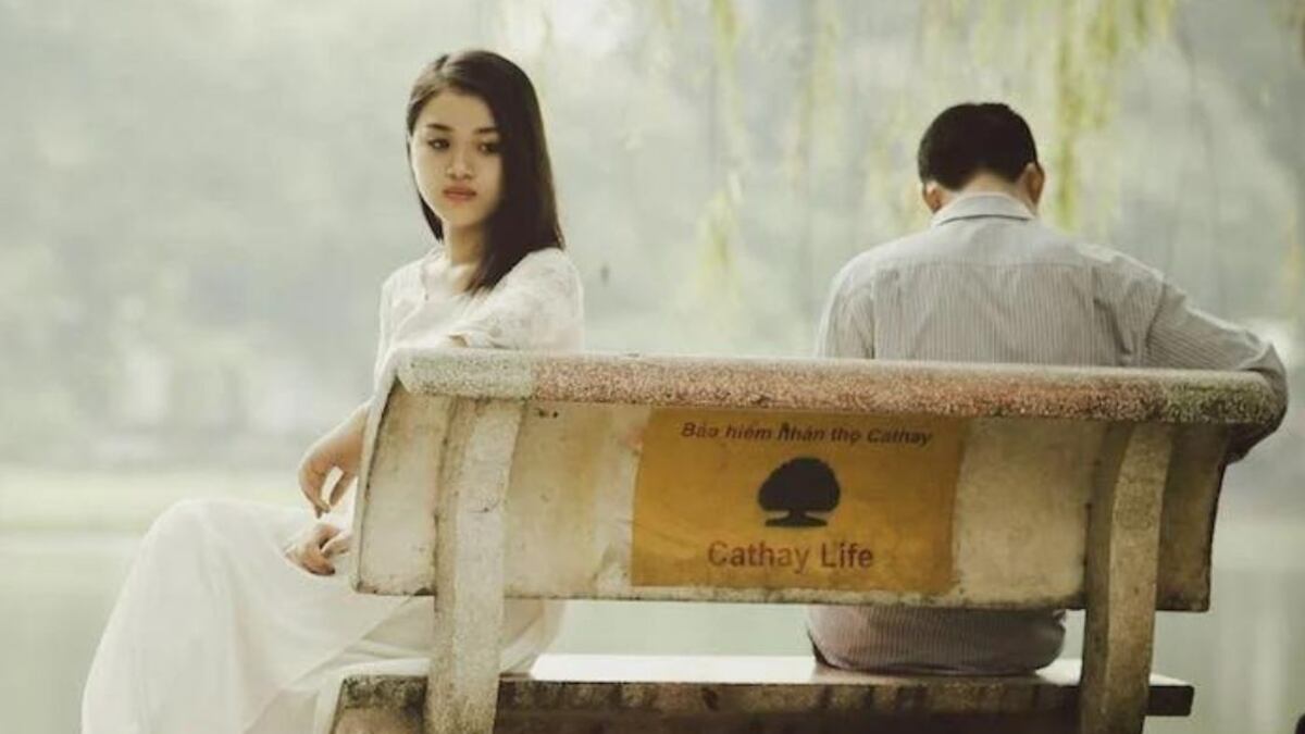 Pareja apego evitativo