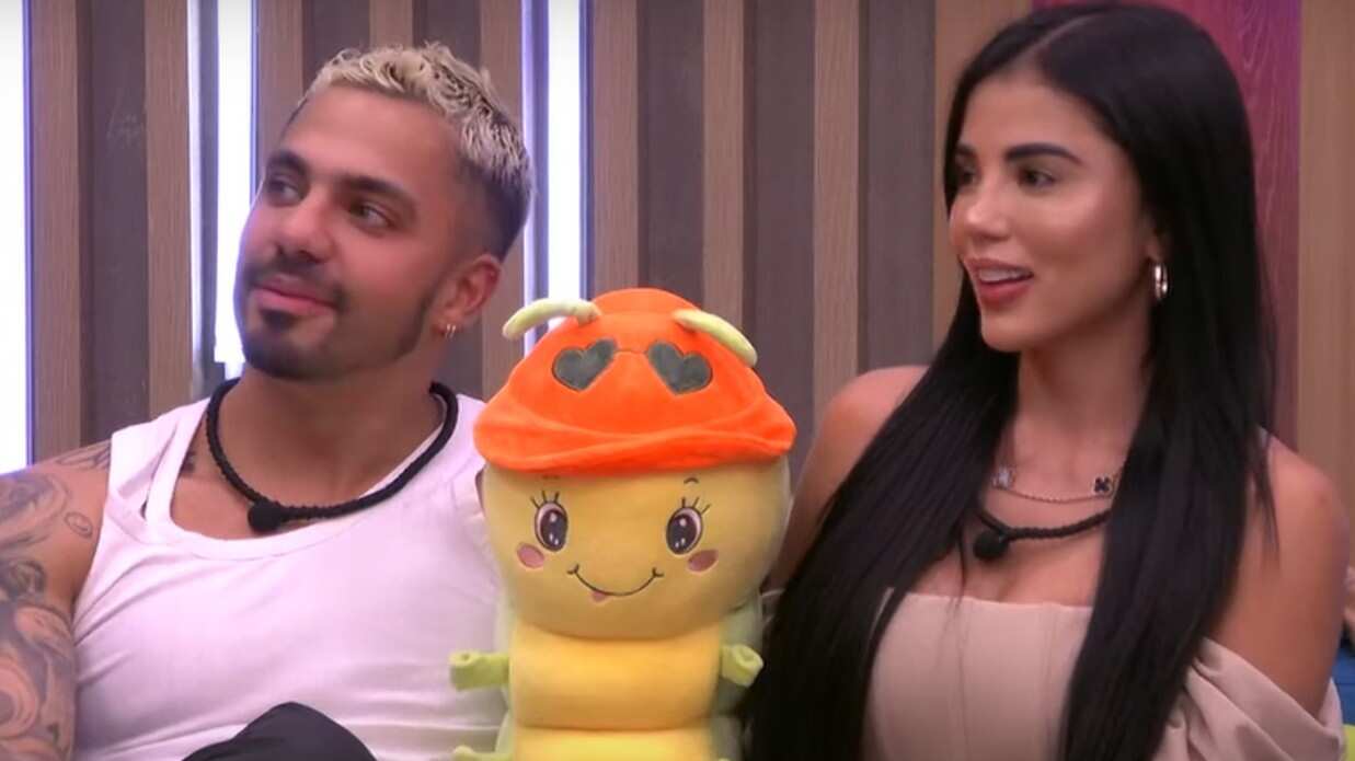 Altafulla y Karina de 'La casa de los famosos Colombia 2'