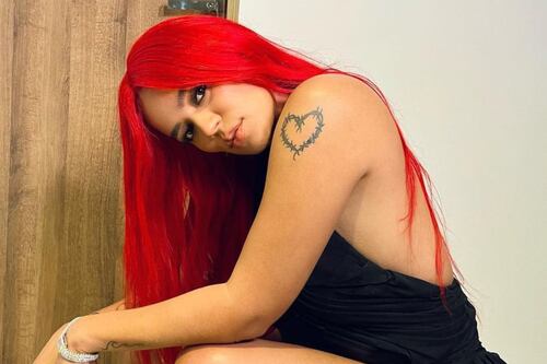 Karol G responde a quienes critican imágenes de video promocional: “Que los comentarios no distorsionen el como se ven”