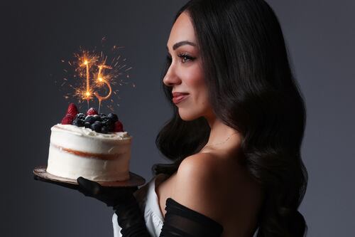 Inspiración y belleza en acción: Rosy McMichael celebra 15 años de conectar con su audiencia de forma genuina