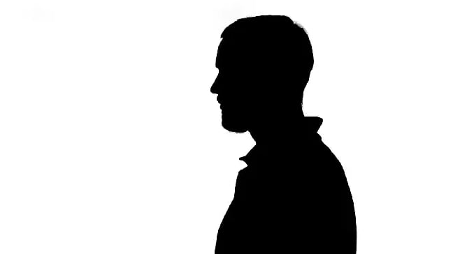 𝐋𝐥𝐚𝐦𝐚𝐝𝐨 𝐚 𝐣𝐮𝐢𝐜𝐢𝐨 𝐩𝐨𝐫 𝐩𝐫𝐞𝐬𝐮𝐧𝐭𝐚 𝐯𝐢𝐨𝐥𝐚𝐜𝐢𝐨́𝐧 𝐞𝐧 𝐂𝐨𝐥𝐭𝐚