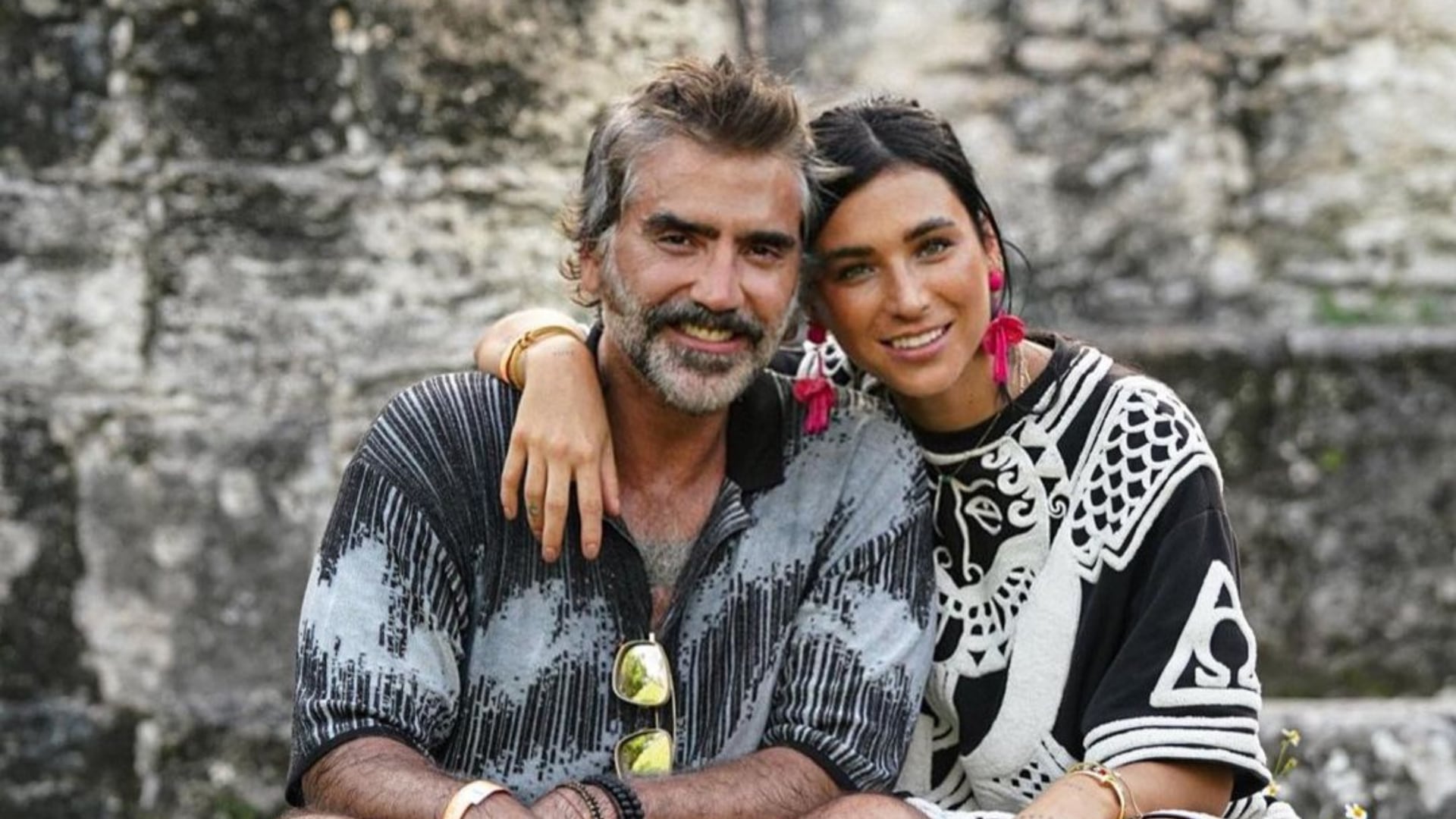 La pareja se lleva 20 años de diferencia, pero demuestran que el amor todo lo puede.