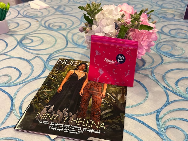 Femen en el Brunch de Nueva Mujer