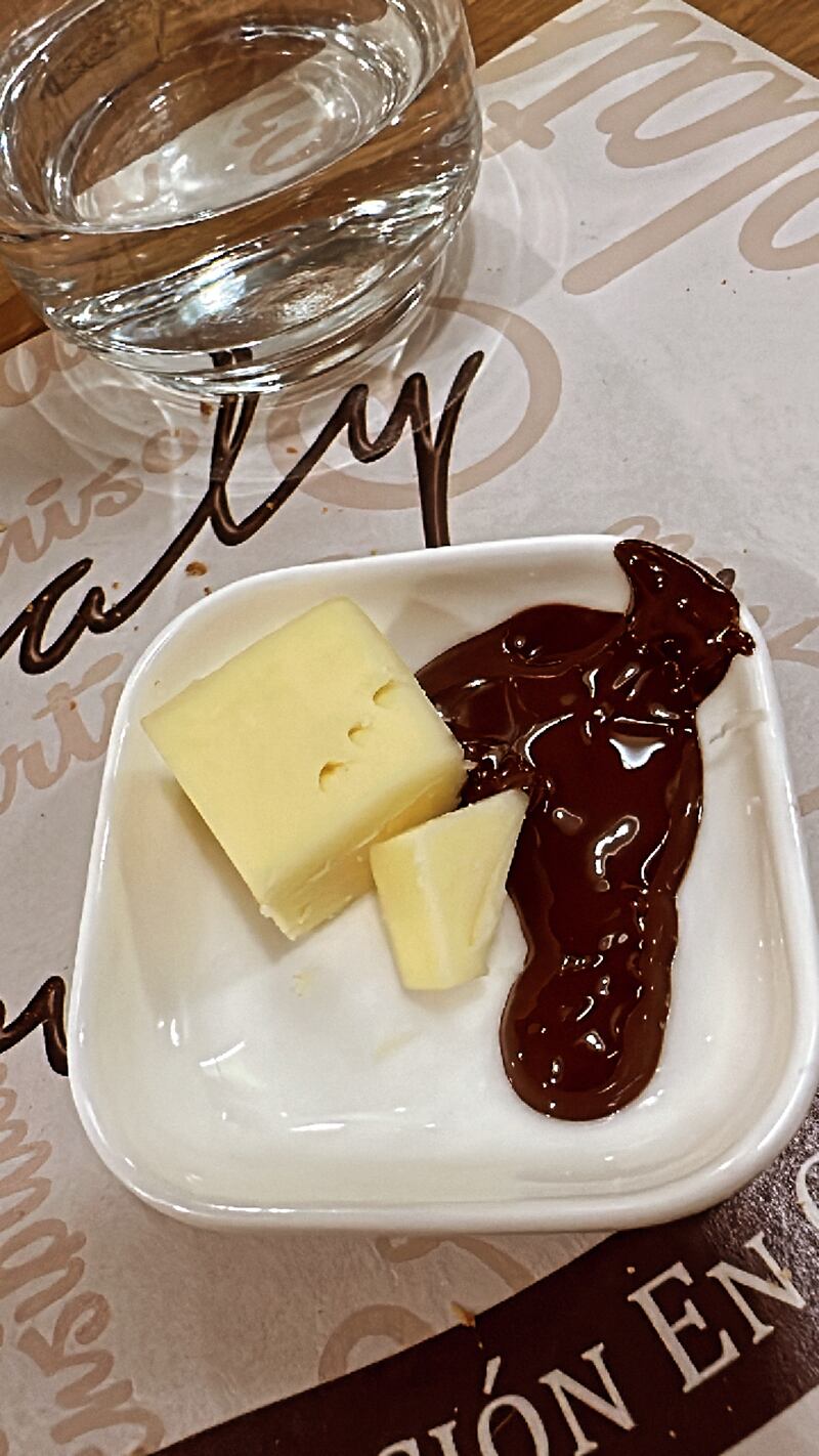 Cata de chocolate y queso