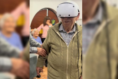 Así fue la impresionante reacción de un abuelito al jugar por primera vez con gafas de realidad virtual