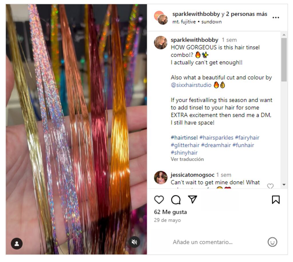 Hair tinsel todo sobre la tendencia que revivió TikTok Nueva Mujer