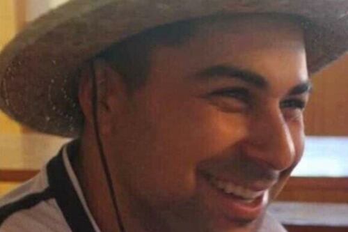 ¡Insólito! Hombre fallece a manos de su novia y su propia madre en Italia
