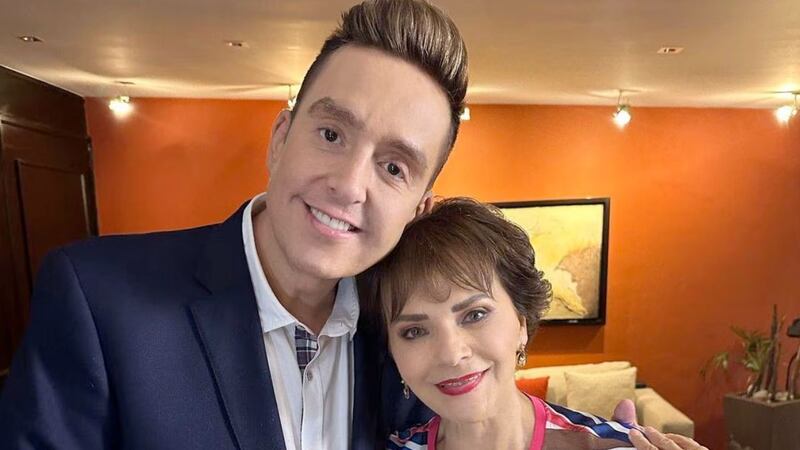 La titular de 'Ventaneando' narró el momento en que recibió tres llamadas del fallecido conductor.