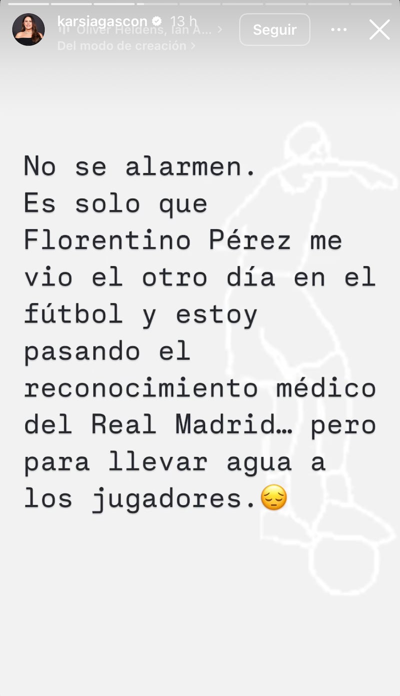 Karla Sofía Gascón reaparece desde una camilla de hospital