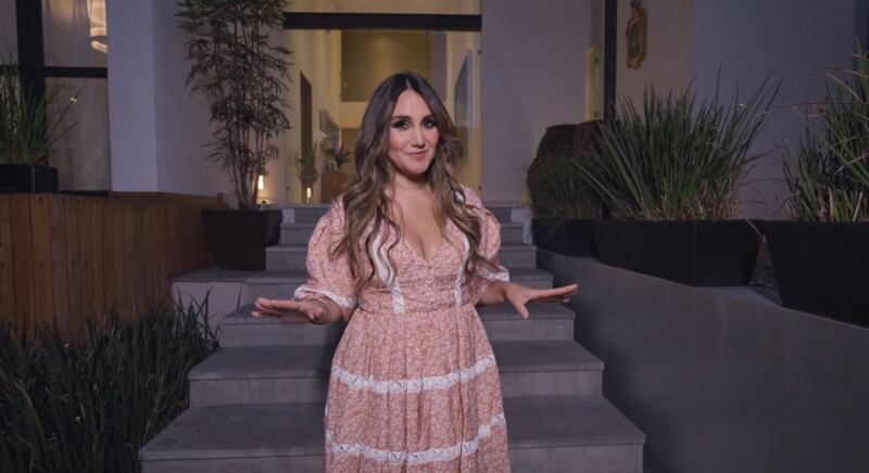Dulce María dio un recorrido a su casa en 'Divina Comida México'