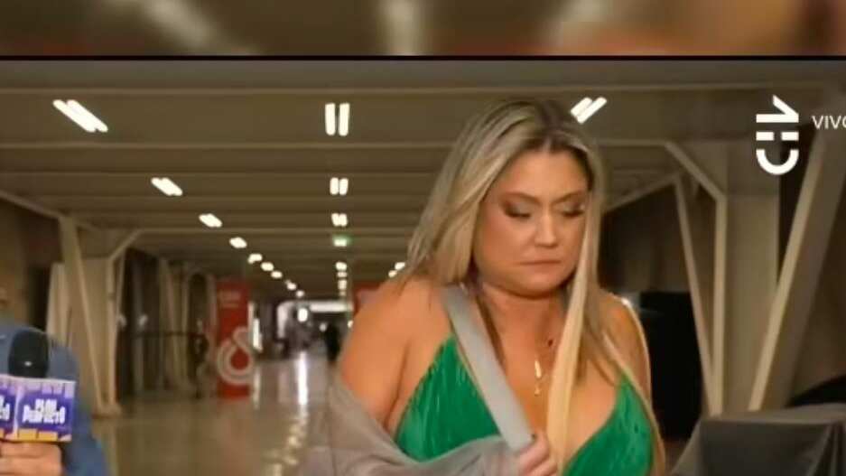 Tras abandonar de manera sorpresiva la entrevista que le realizaron en Primer Plano, Denisse Campos contó el verdadero motivo que la llevó a retirarse sin decir adiós al animador Julio César Rodríguez.
Si bien, terminó peleando la poca hospitalidad de los anfitriones, confesó que el motivo fue otro, tras recibir una orden de sus abogados.