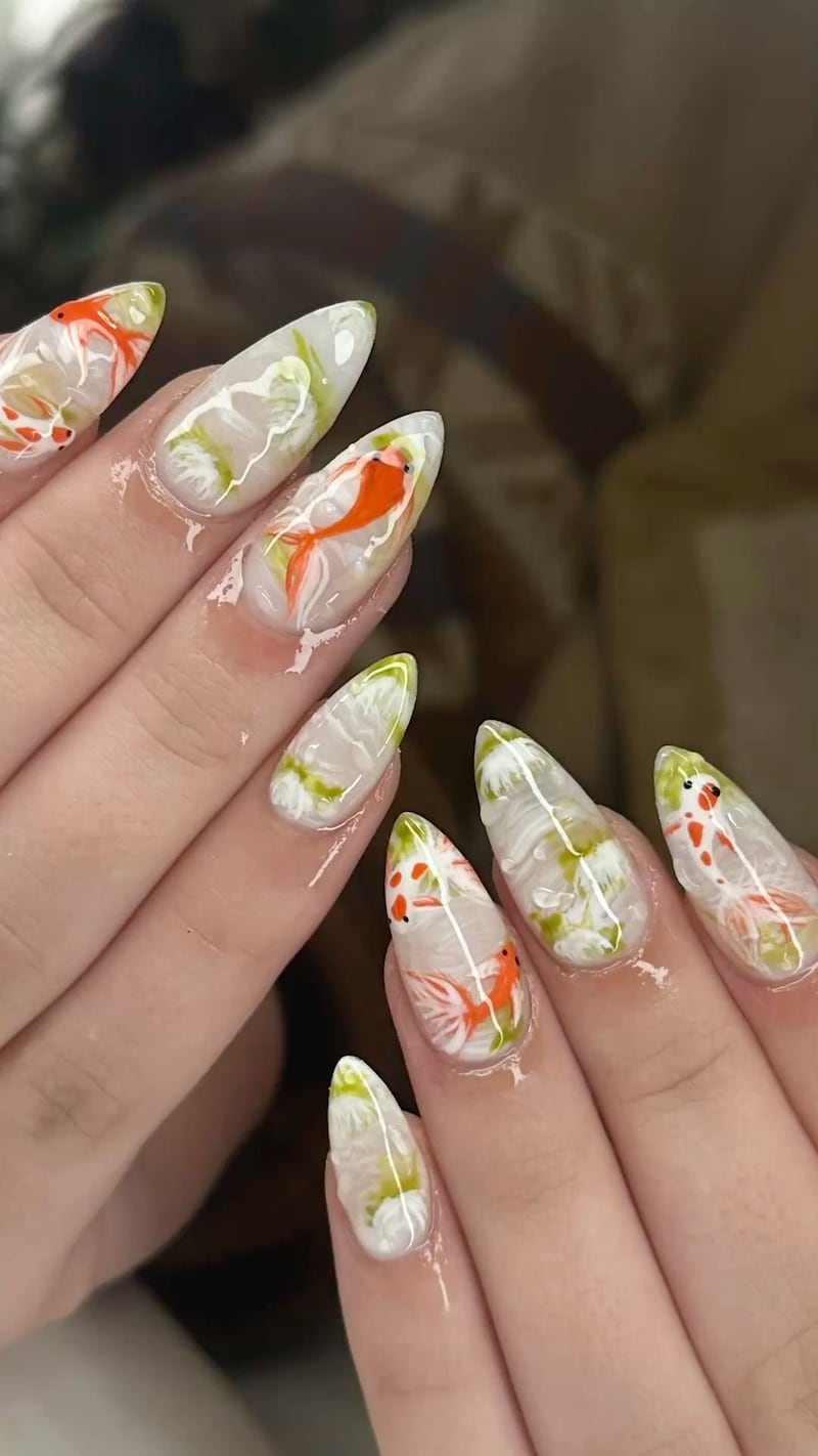 Ideas de diseños de uñas de pez para inspirarte