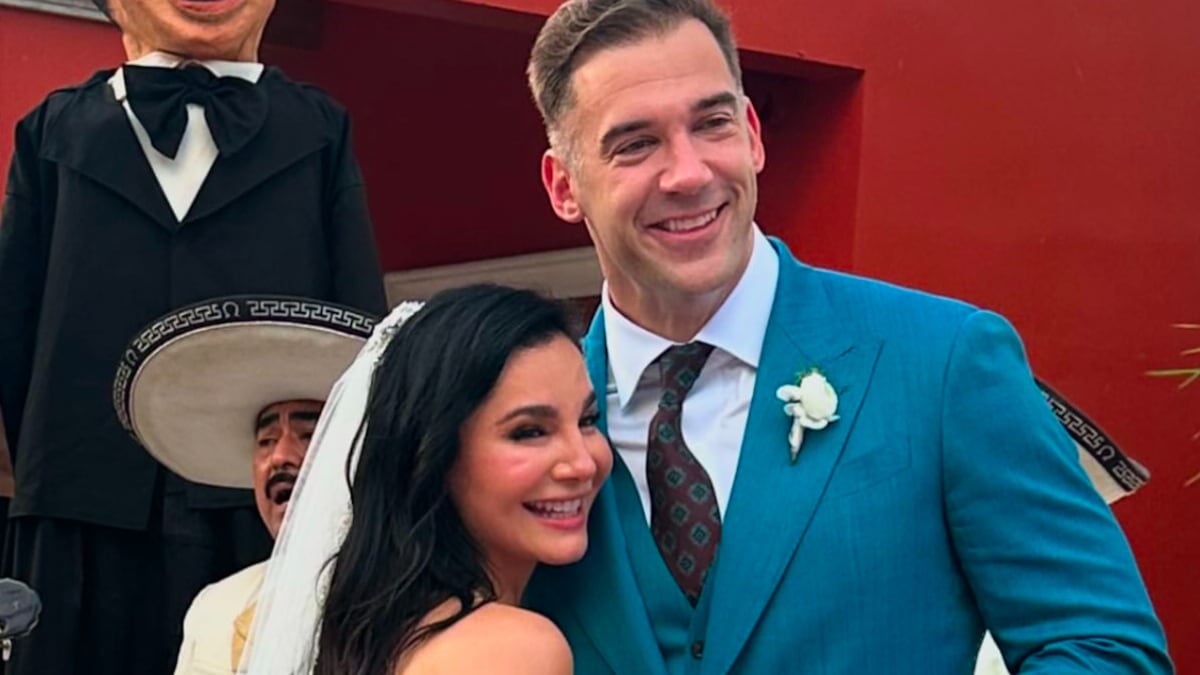 Nuevos detalles de la boda de Martha Higareda salieron a la luz.