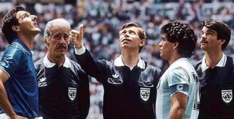 Maradona contra Italia en Mundial de 1986.