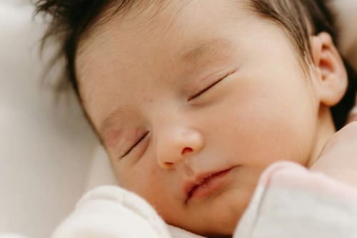 12 nombres que significan “fuego” para niño y niña: son únicos y tienen orígenes diferentes