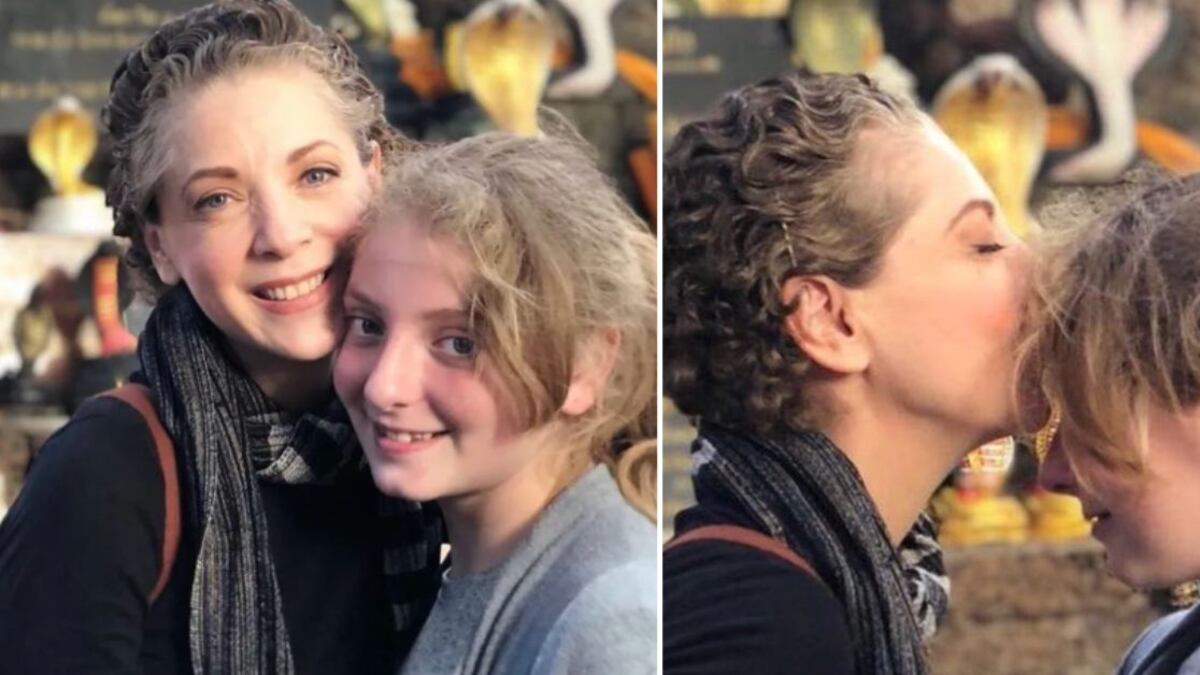 Hija de Edith González reaparece en marcha con su padre