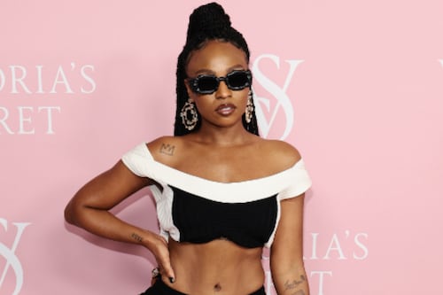 Goyo recordó su paso por Victoria’s Secret Show y felicitó a Karol G por su presentación